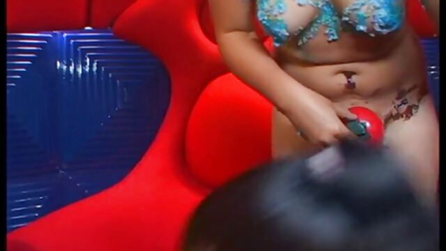Hämmastav :  Perversne blond beib kasutab anaalseks saades seksimänguasju Täiskasvanud XXX videod 