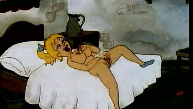 Hämmastav :  Imeilus blond beib saab vannis ja magamistoas paugu Täiskasvanud XXX videod 