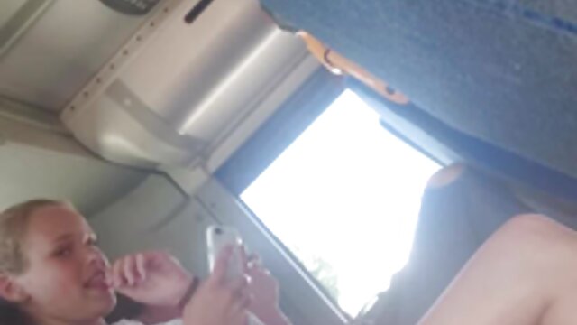 Hämmastav :  Nõrk tahe ei lase mehel lõpetada seksi naise ja musta täkuga Täiskasvanud XXX videod 