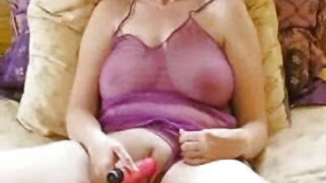 Hämmastav :  Noor lühikeste juustega beebi saab tohutu dongi suhu ja kiisu Täiskasvanud XXX videod 
