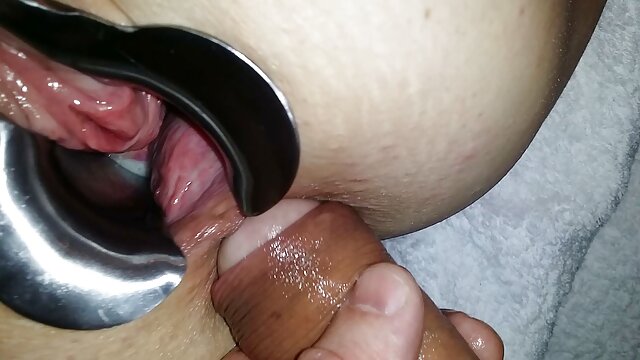 Hämmastav :  Seksikas MILF omab väikest mehe riist, kes ootab teda cum Täiskasvanud XXX videod 