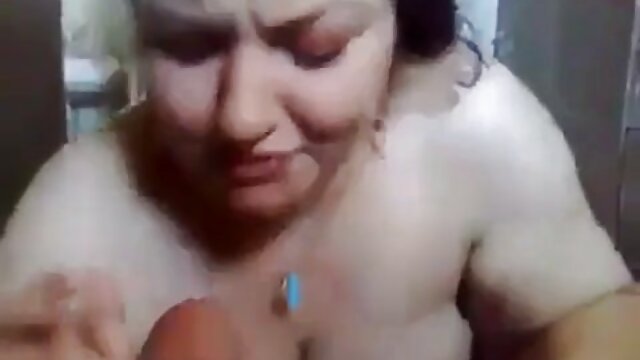 Hämmastav :  Tumedate juustega eurotüdruk armastab nii palju perse ja riista imemist Täiskasvanud XXX videod 