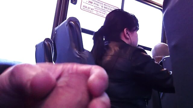 Hämmastav :  Virnastatud MILF sõidab pikapiga väljas armastaja nokiga Täiskasvanud XXX videod 